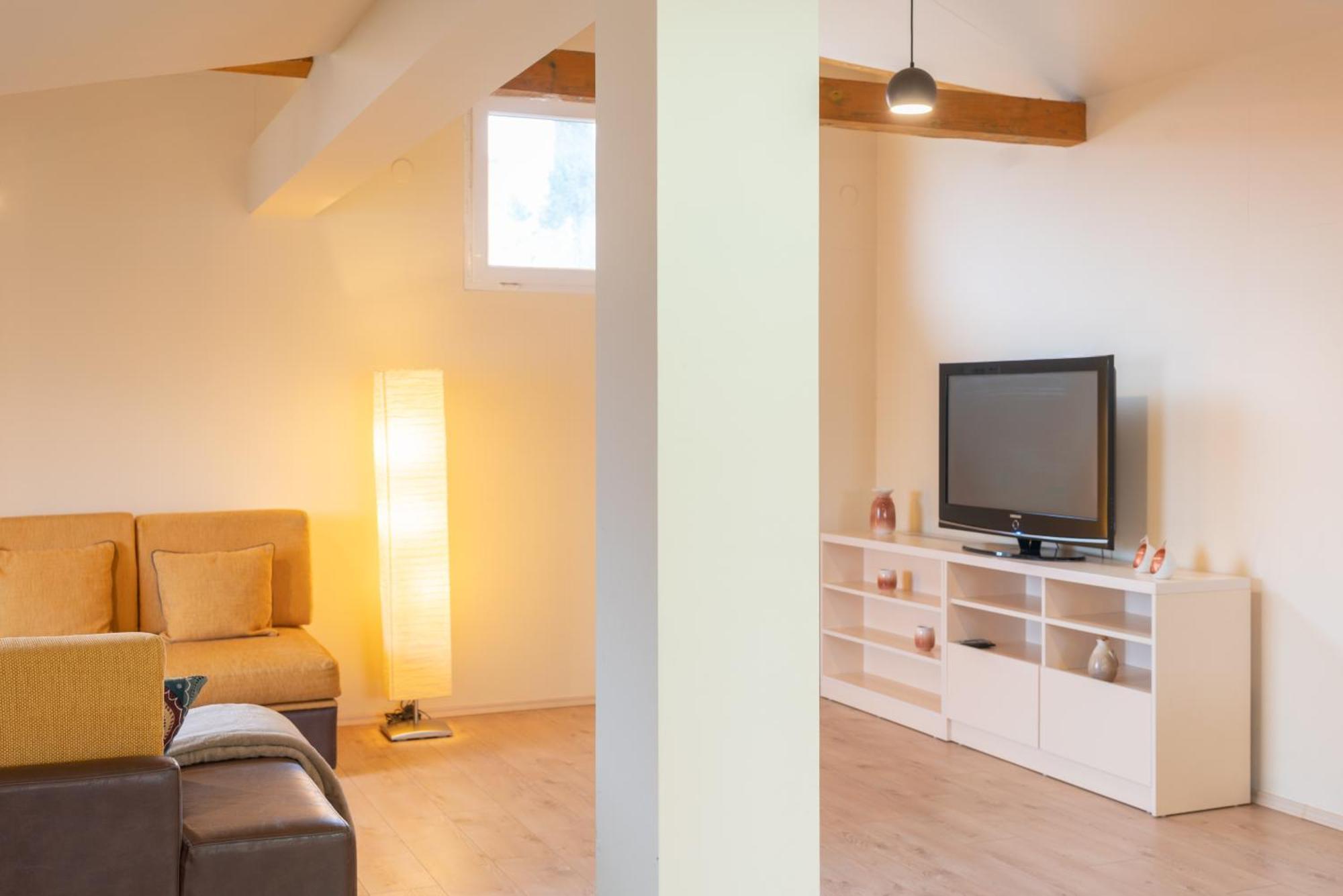 Pure Sky Apartments - With Pool Мостар Екстериор снимка
