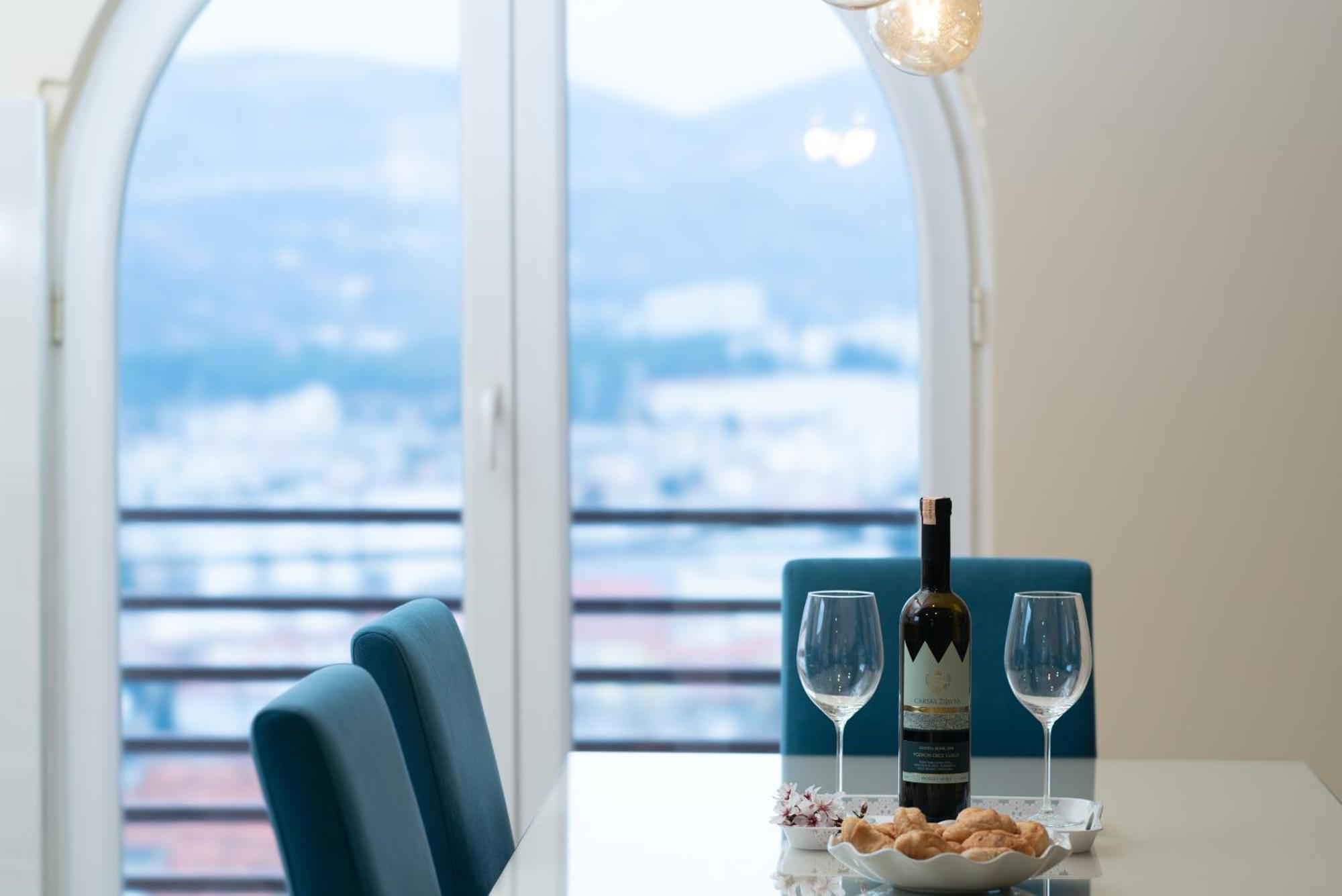 Pure Sky Apartments - With Pool Мостар Екстериор снимка