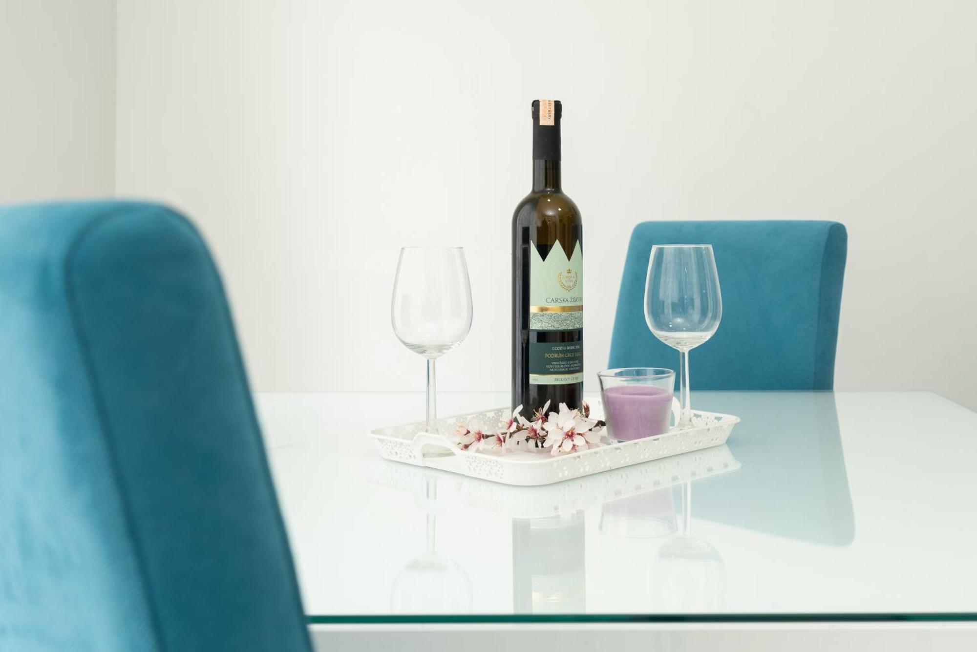 Pure Sky Apartments - With Pool Мостар Екстериор снимка